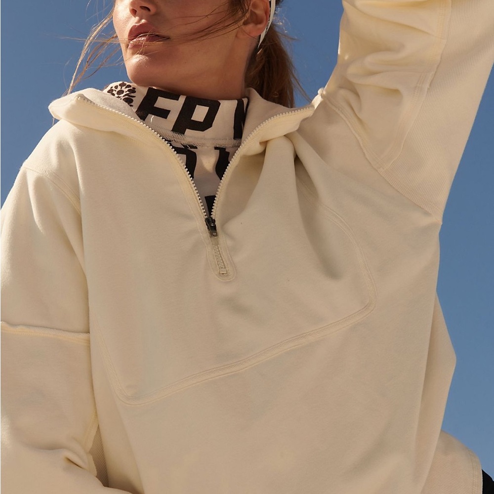 ✨NEW!✨Free  People In The Clouds Sweat